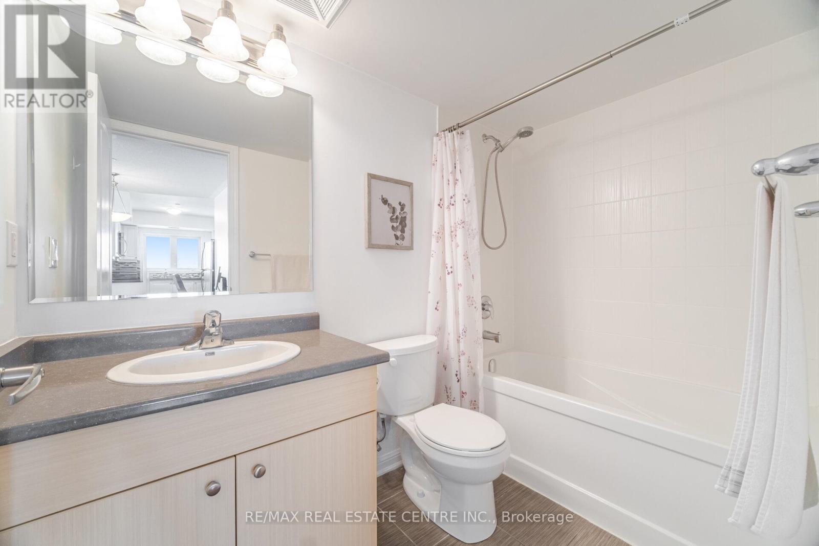 203 - 1005 Nadalin Heights, Milton, Ontario  L9T 8R4 - Photo 19 - W12902896