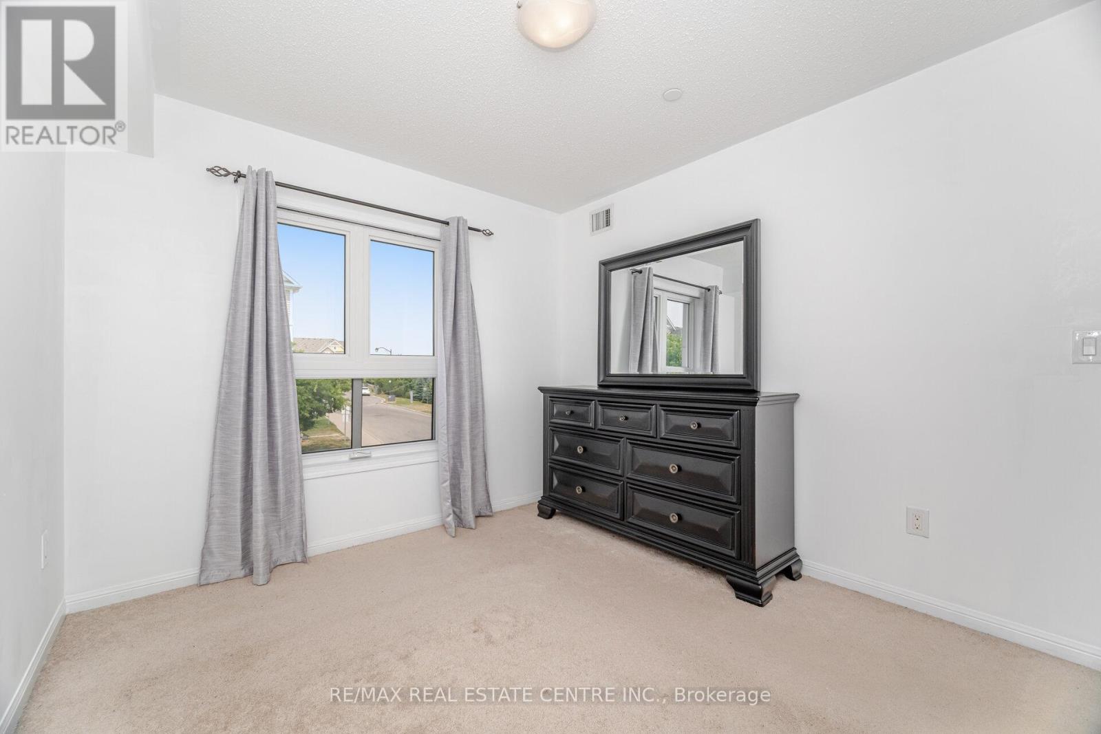 203 - 1005 Nadalin Heights, Milton, Ontario  L9T 8R4 - Photo 21 - W12902896