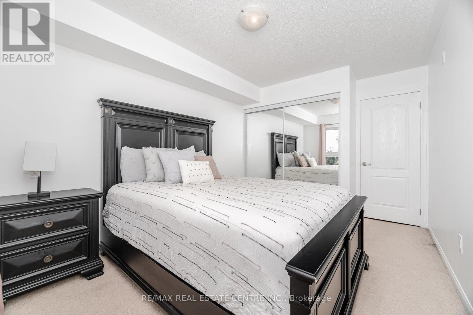 203 - 1005 Nadalin Heights, Milton, Ontario  L9T 8R4 - Photo 27 - W12902896