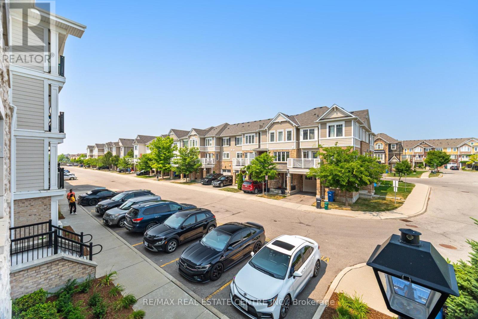 203 - 1005 Nadalin Heights, Milton, Ontario  L9T 8R4 - Photo 34 - W12902896