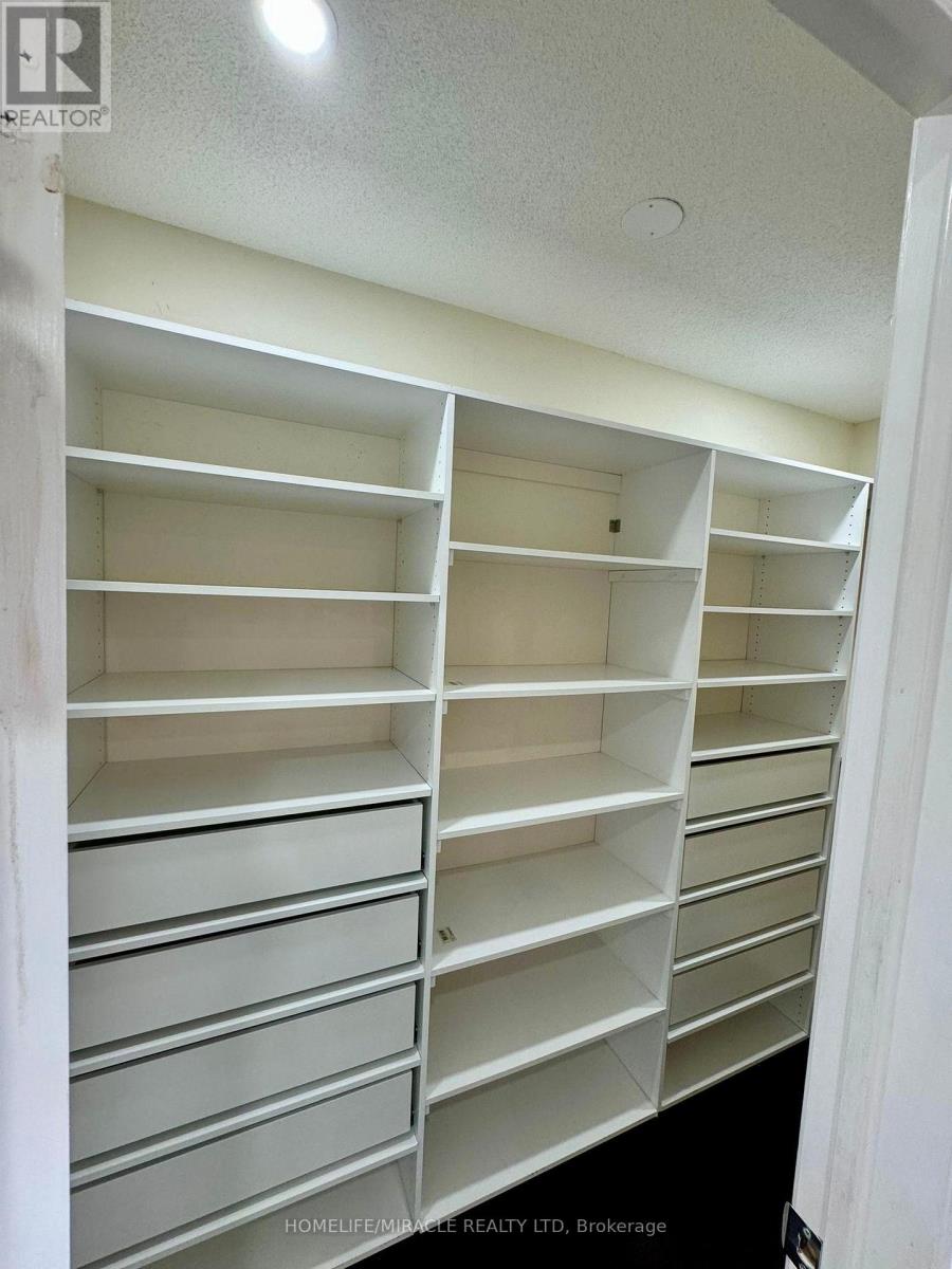 29 Ancestor Drive, Brampton, Ontario  L6X 4Y2 - Photo 15 - W12902900