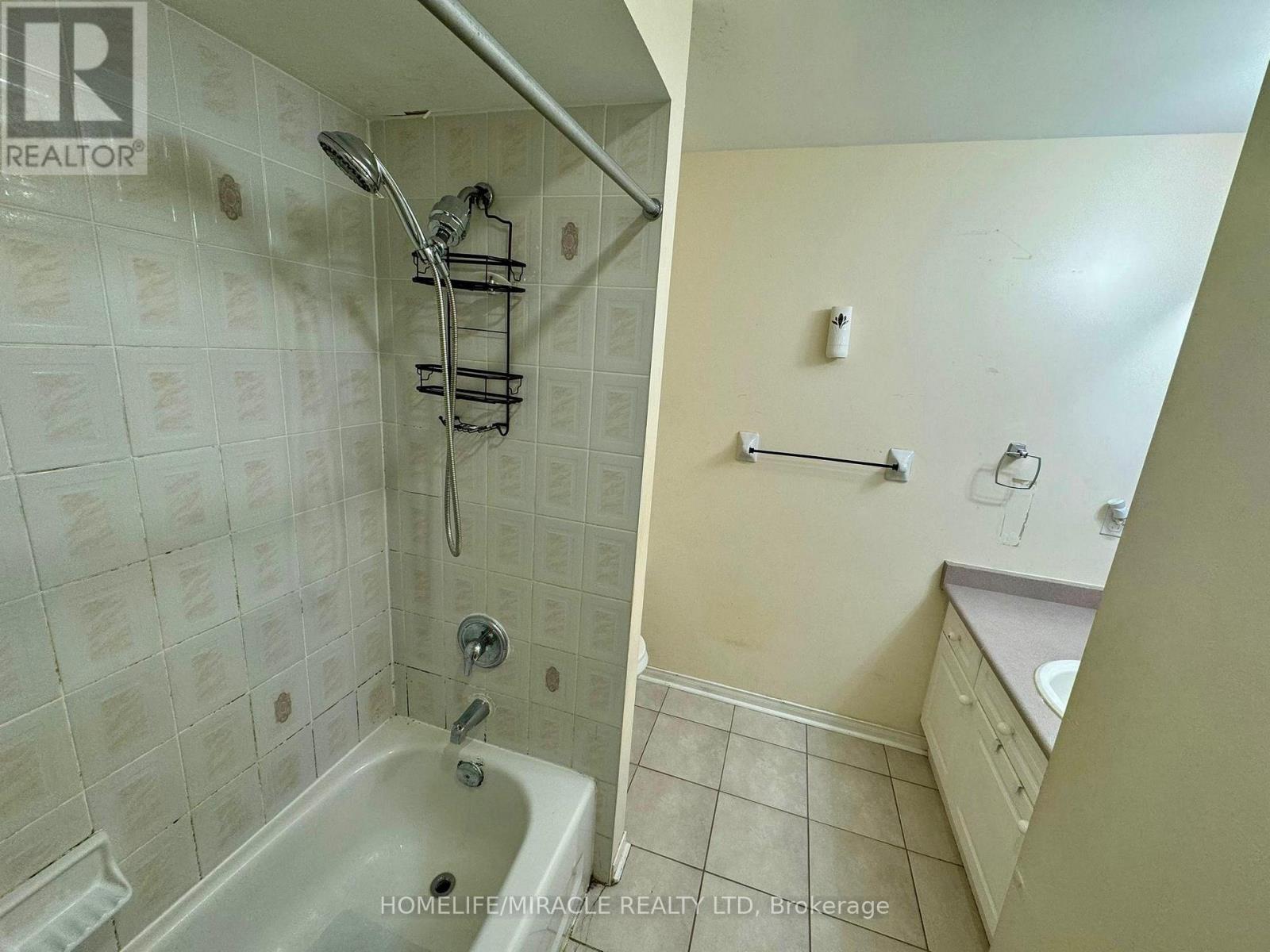 29 Ancestor Drive, Brampton, Ontario  L6X 4Y2 - Photo 16 - W12902900