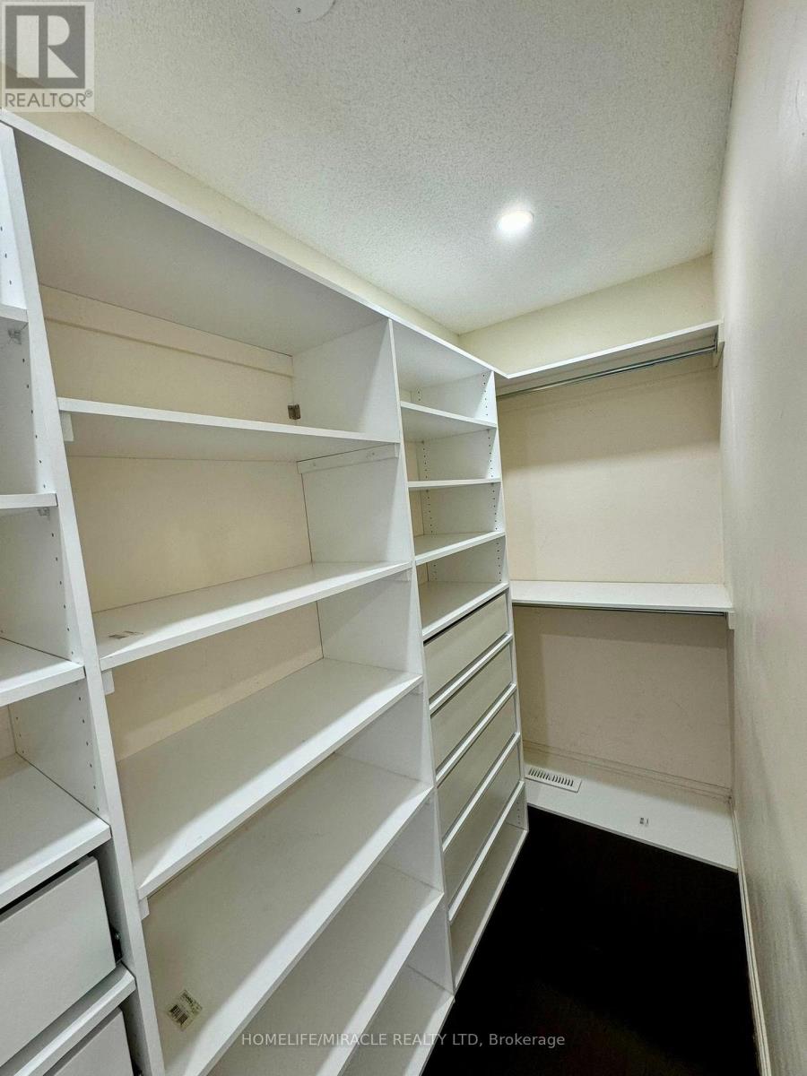 29 Ancestor Drive, Brampton, Ontario  L6X 4Y2 - Photo 24 - W12902900