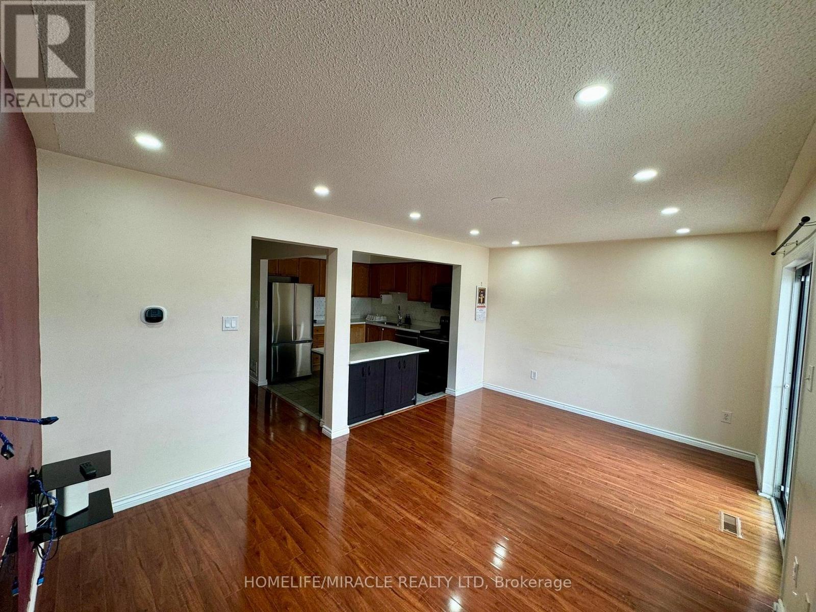 29 Ancestor Drive, Brampton, Ontario  L6X 4Y2 - Photo 9 - W12902900