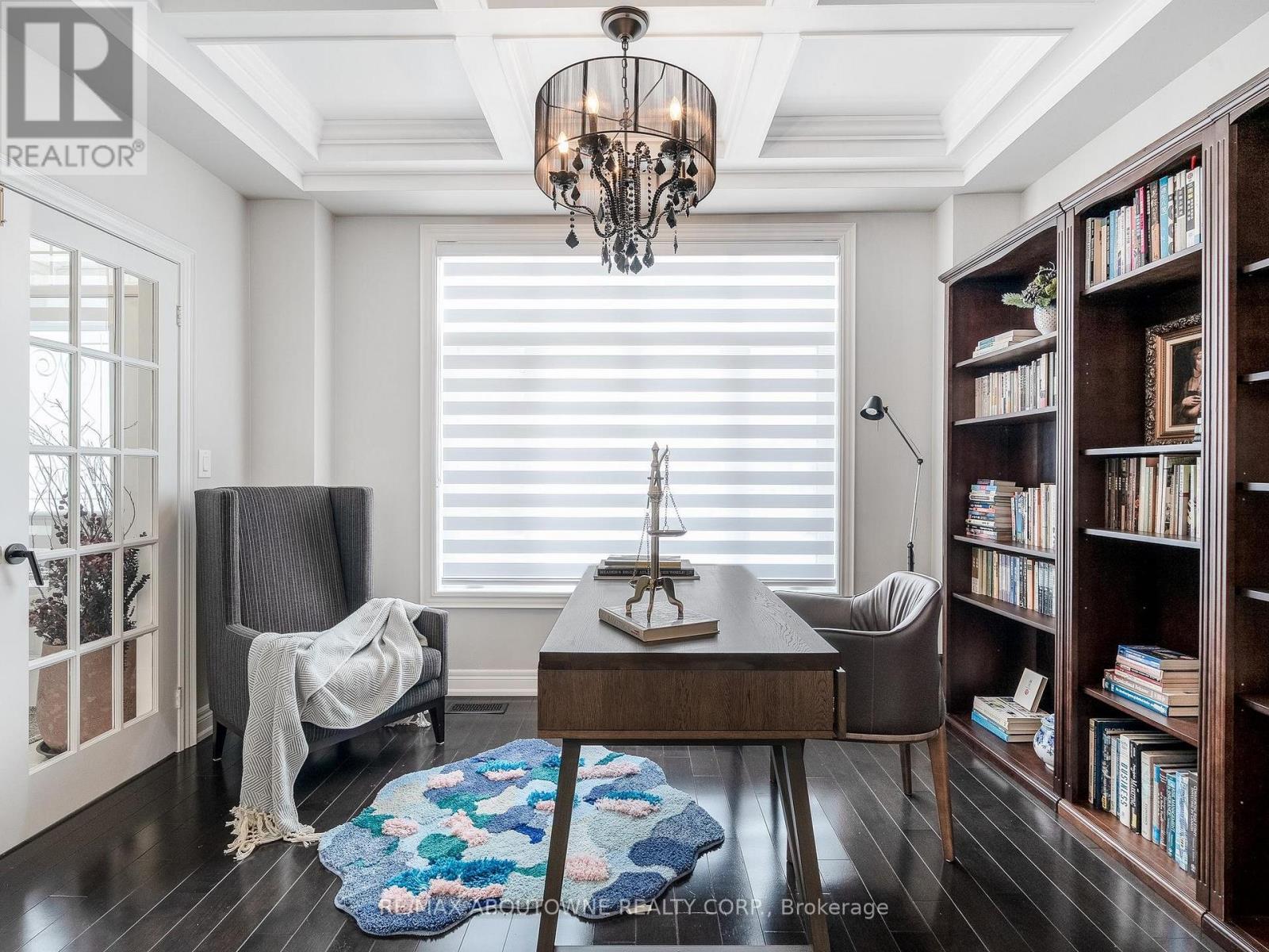 591 Hidden Trail, Oakville, Ontario  L6M 0N3 - Photo 3 - W12902904