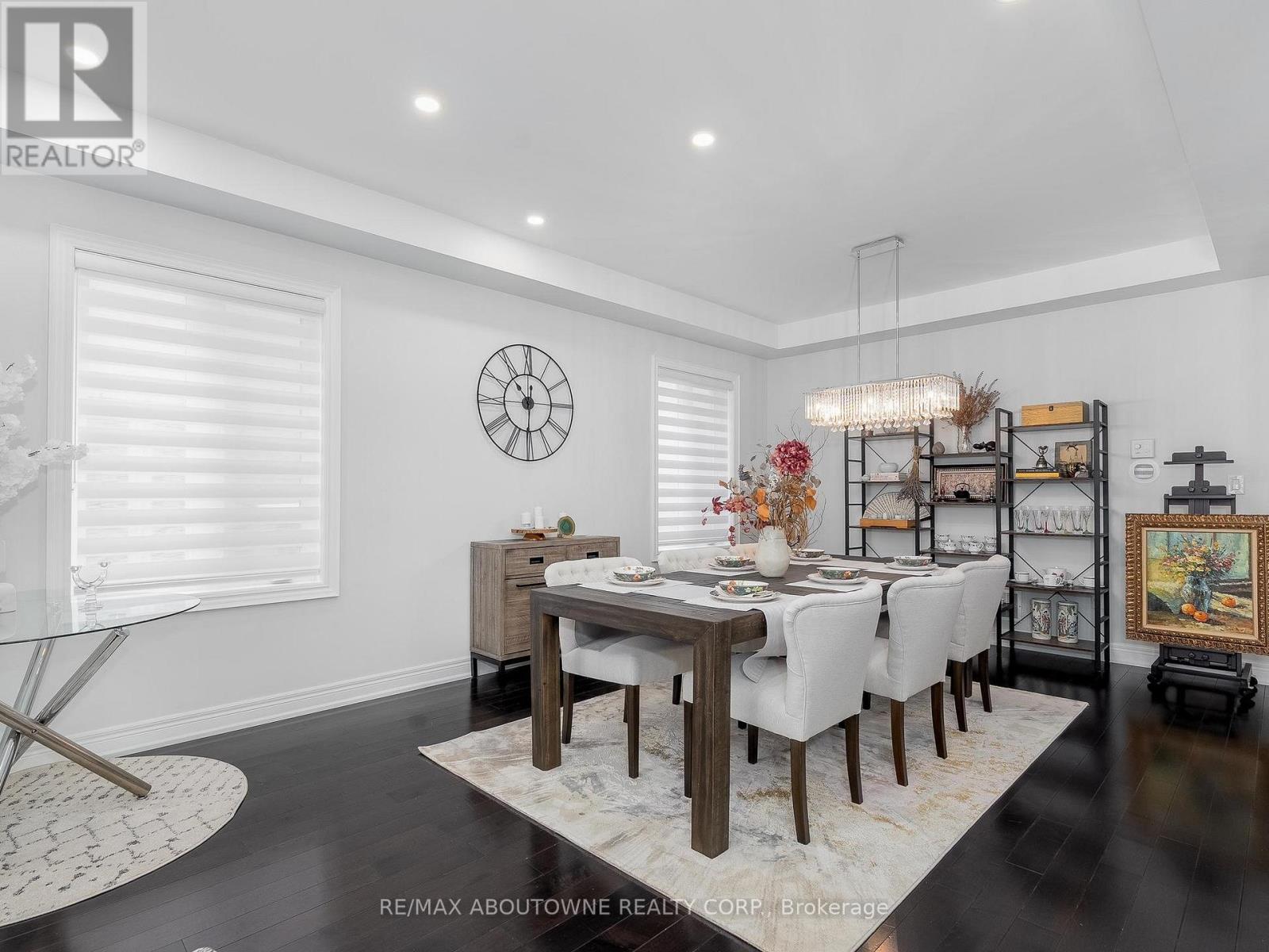 591 Hidden Trail, Oakville, Ontario  L6M 0N3 - Photo 5 - W12902904