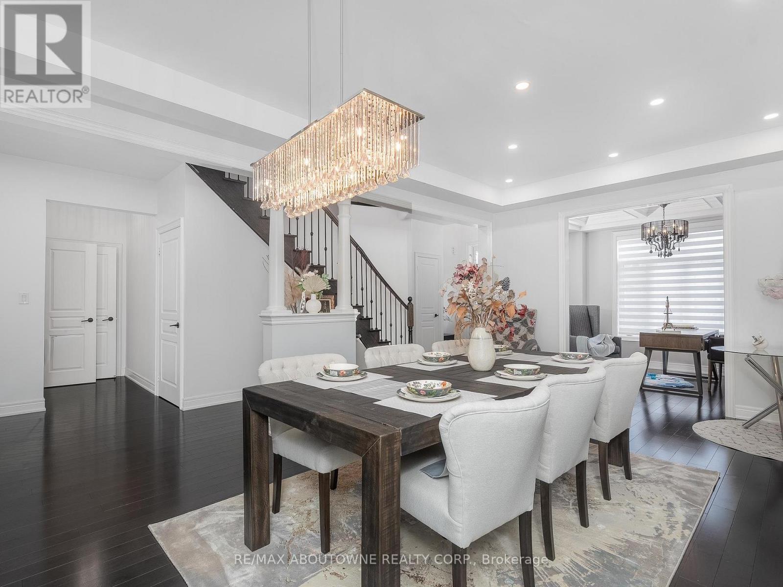 591 Hidden Trail, Oakville, Ontario  L6M 0N3 - Photo 7 - W12902904