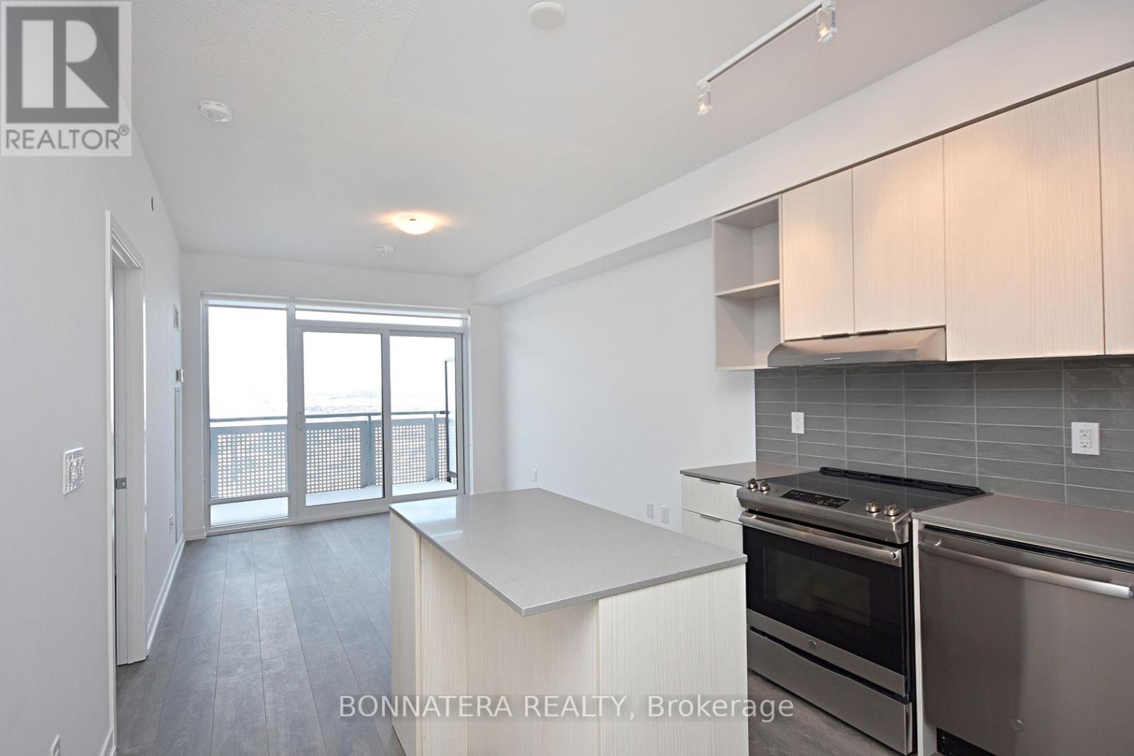 1613 - 2520 Eglinton Avenue W, Mississauga (Erin Mills), Ontario  L5M 0Y4 - Photo 4 - W12902920