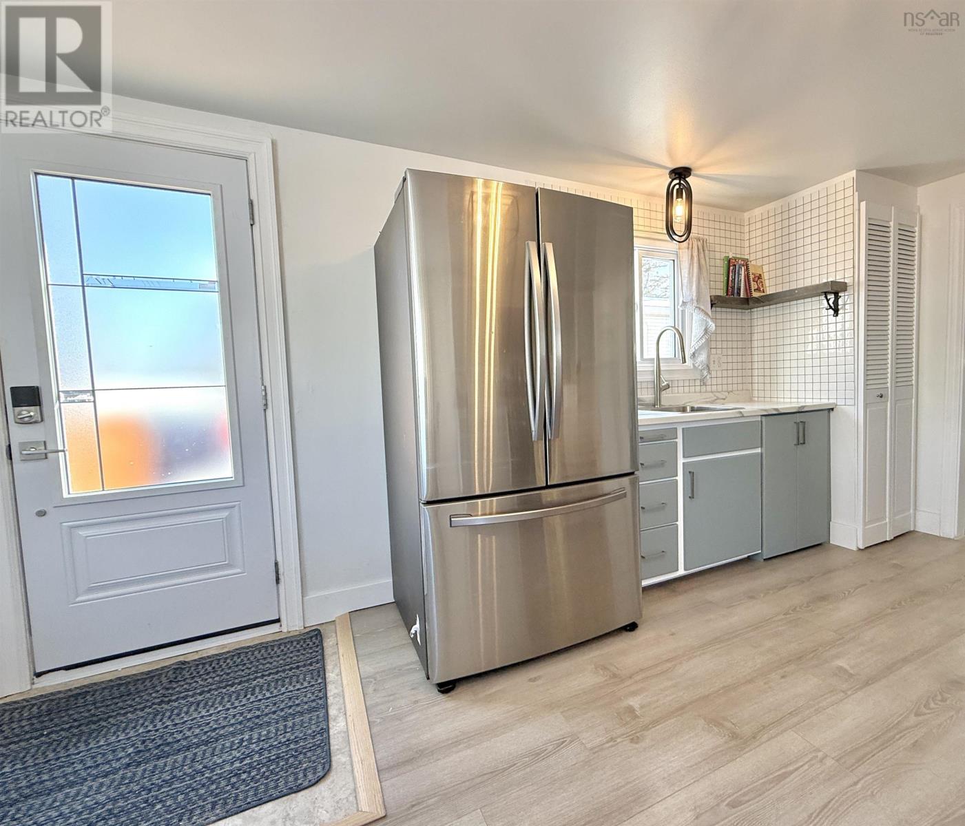 11 Snow White Drive, Lake Echo, Nova Scotia  B3E 1C5 - Photo 5 - 202604667