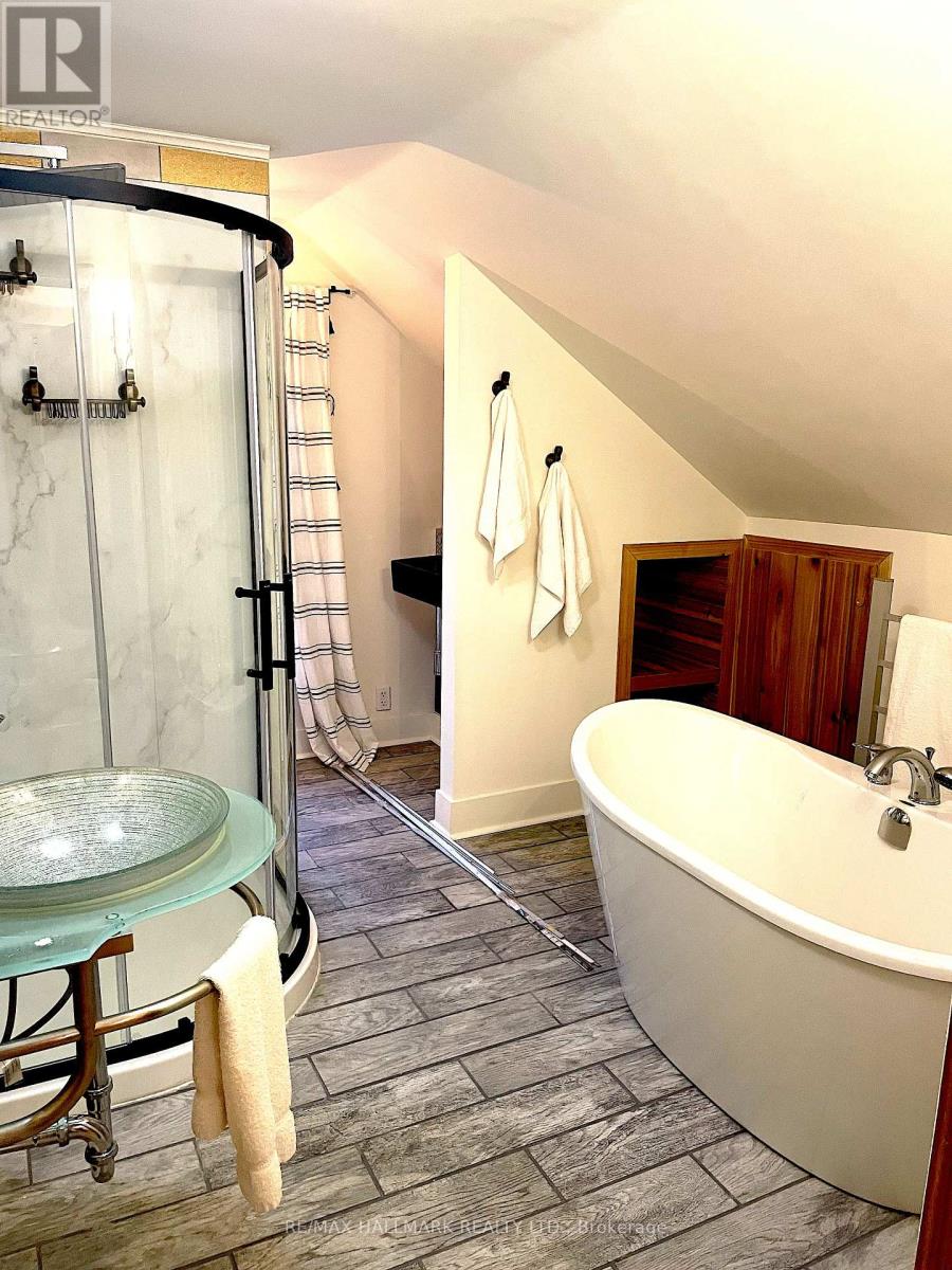 1927 Niagara Parkway, Fort Erie, Ontario  L2A 5M4 - Photo 16 - X12902632