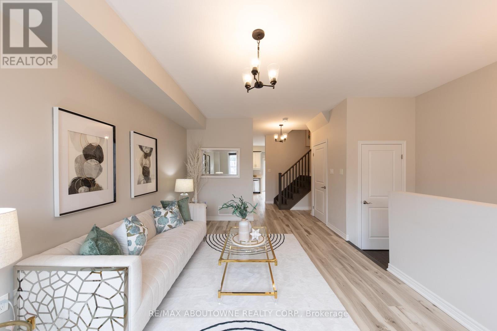 15 Barley Lane, Hamilton, Ontario  L9K 0K1 - Photo 9 - X12902654