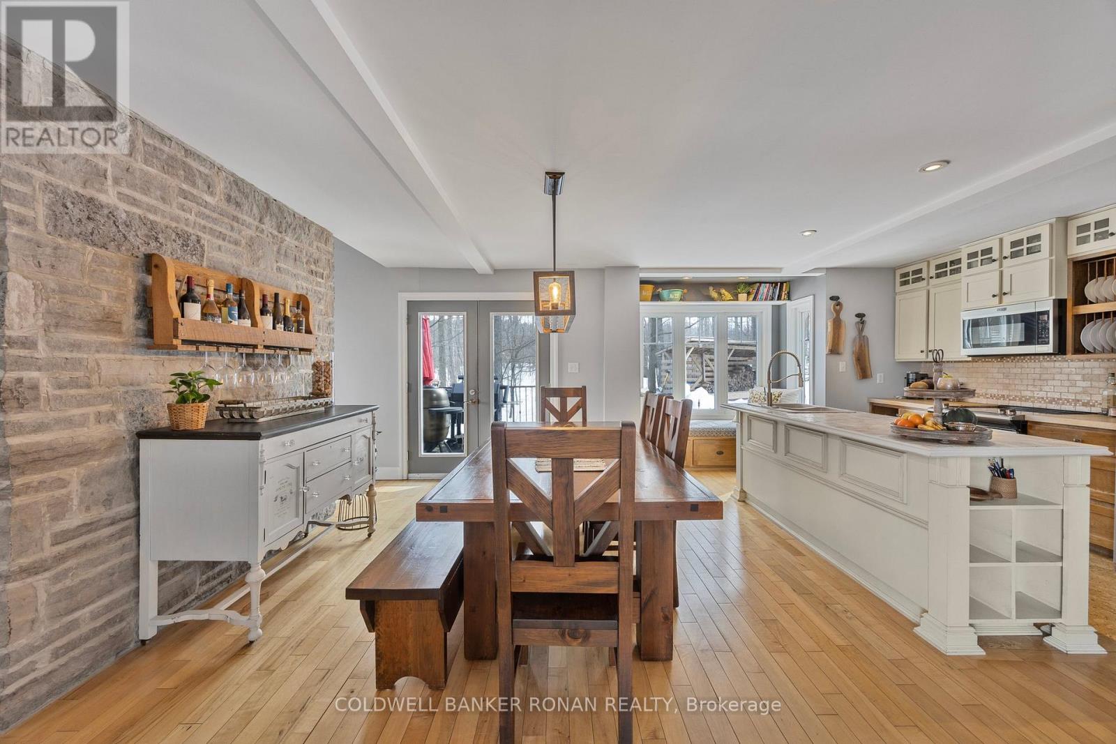 38 Big Tree Circle, Mulmur, Ontario  L0M 1M0 - Photo 11 - X12902728