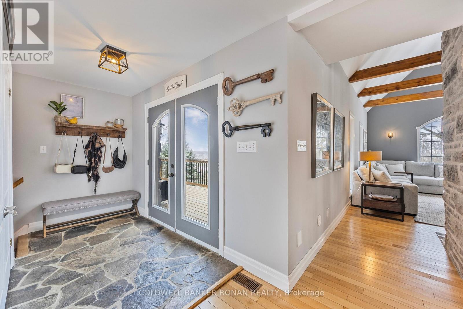 38 Big Tree Circle, Mulmur, Ontario  L0M 1M0 - Photo 8 - X12902728