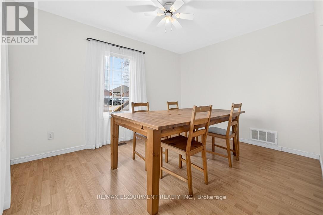 29 Quaker Road, Welland, Ontario  L3C 3G3 - Photo 13 - X12902762