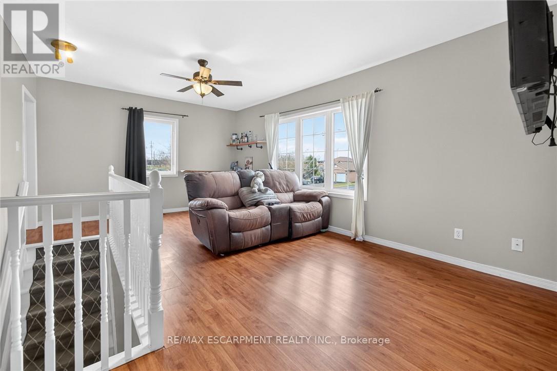 29 Quaker Road, Welland, Ontario  L3C 3G3 - Photo 21 - X12902762