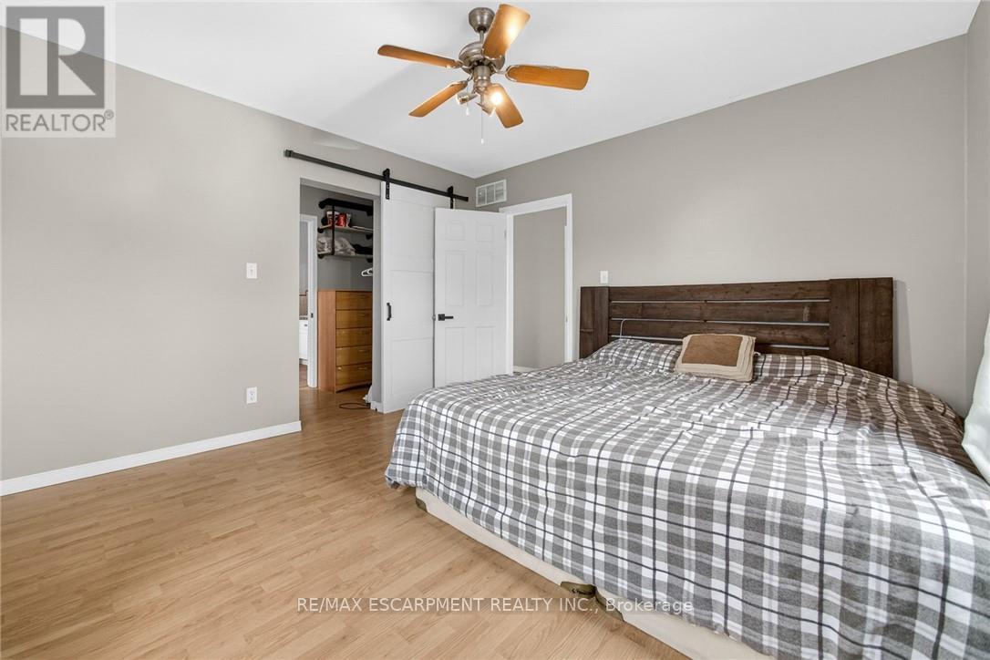 29 Quaker Road, Welland, Ontario  L3C 3G3 - Photo 28 - X12902762