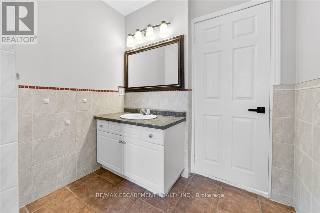 29 Quaker Road, Welland, Ontario  L3C 3G3 - Photo 30 - X12902762