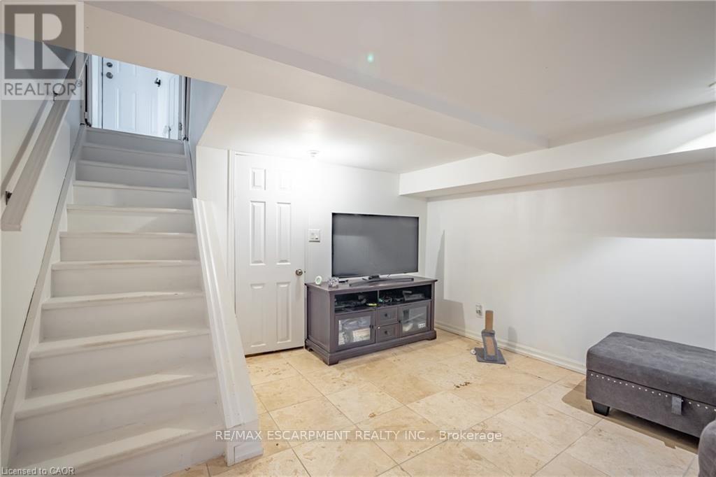 29 Quaker Road, Welland, Ontario  L3C 3G3 - Photo 33 - X12902762