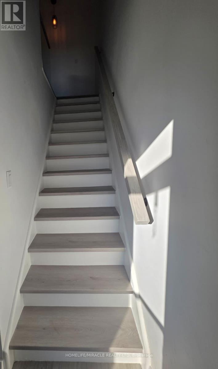 724 - 350 Quigley Road, Hamilton, Ontario  L8K 5N2 - Photo 12 - X12902924