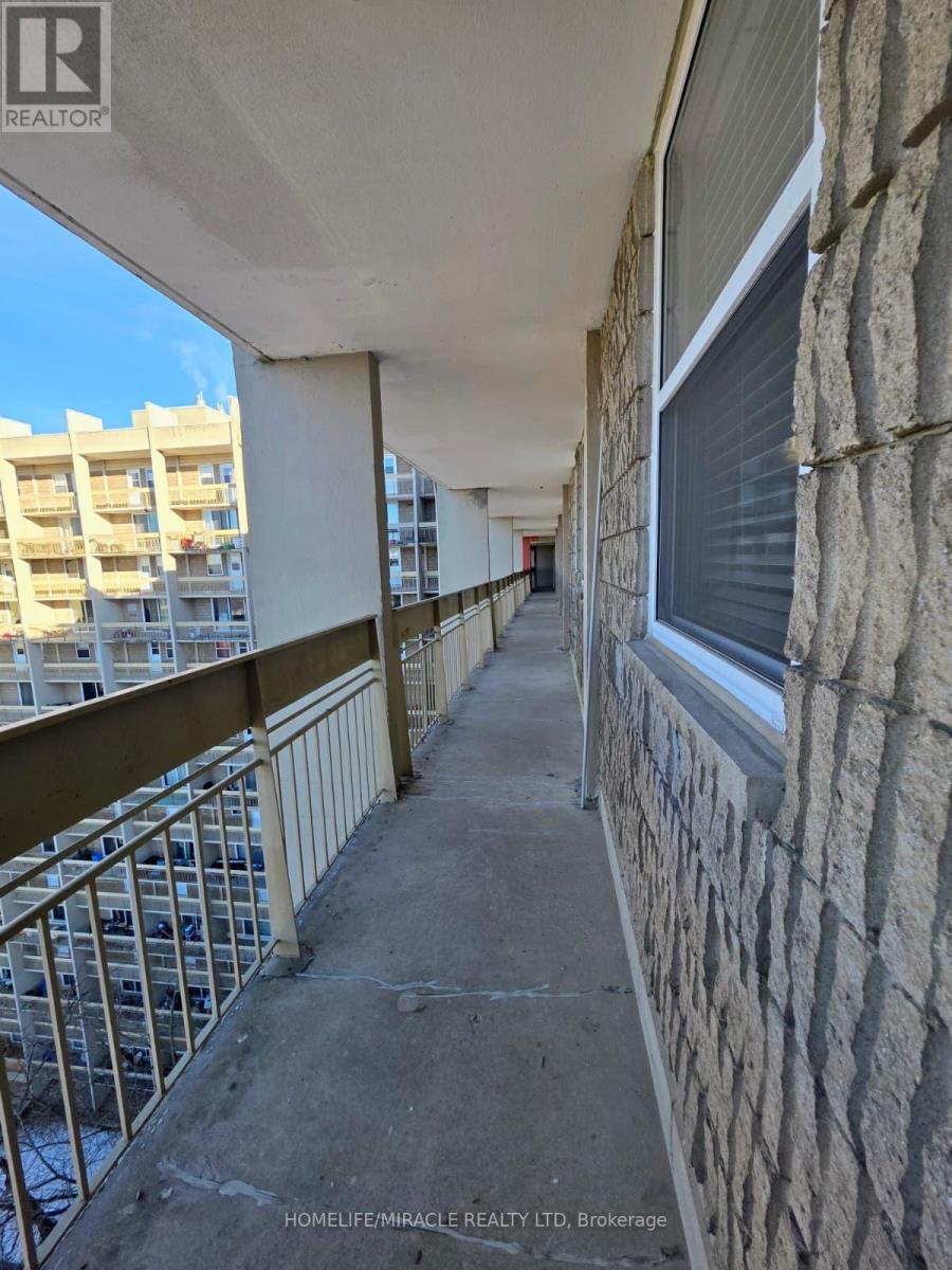 724 - 350 Quigley Road, Hamilton, Ontario  L8K 5N2 - Photo 22 - X12902924