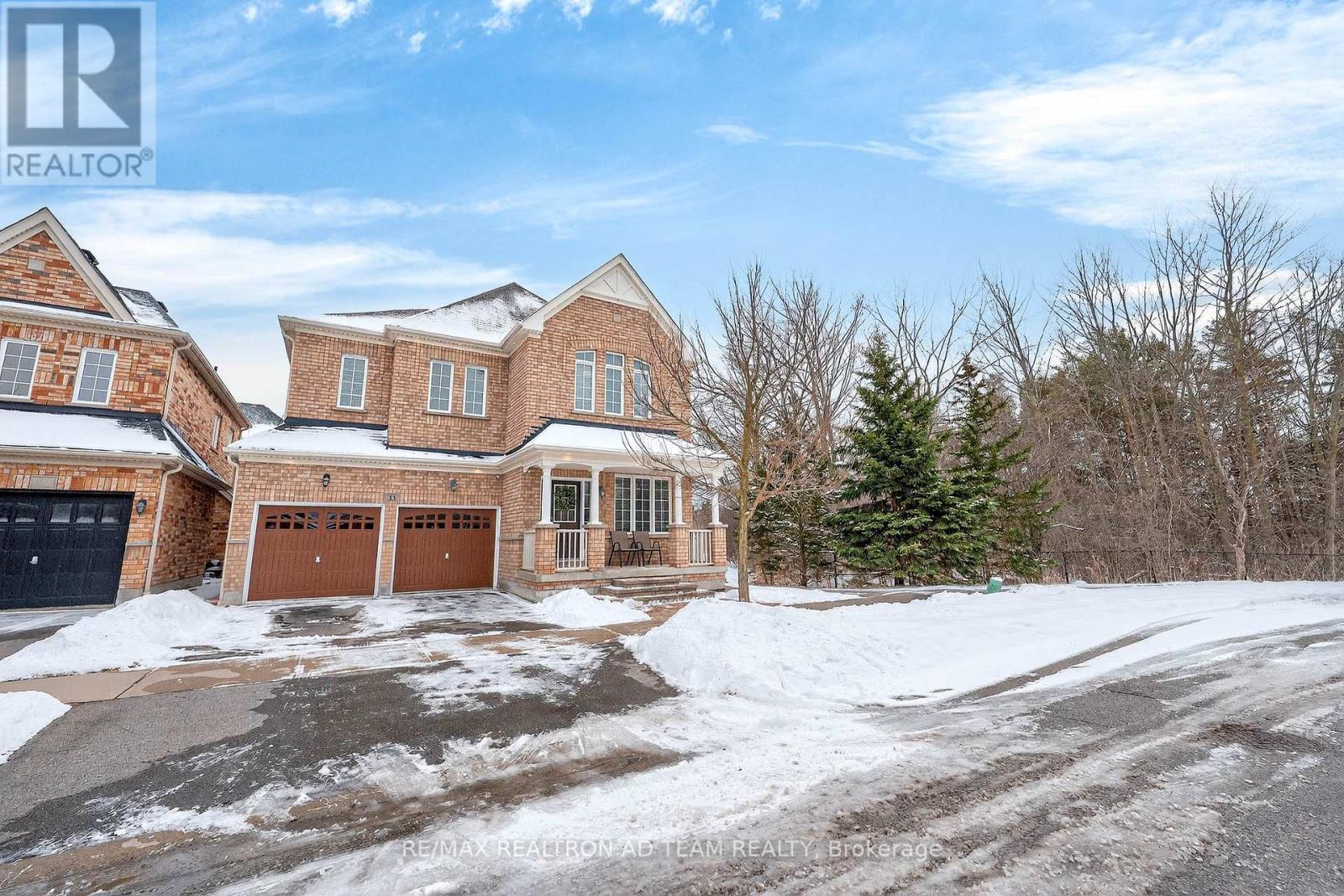 33 WILSONGARY CIRCLE, Ajax, Ontario