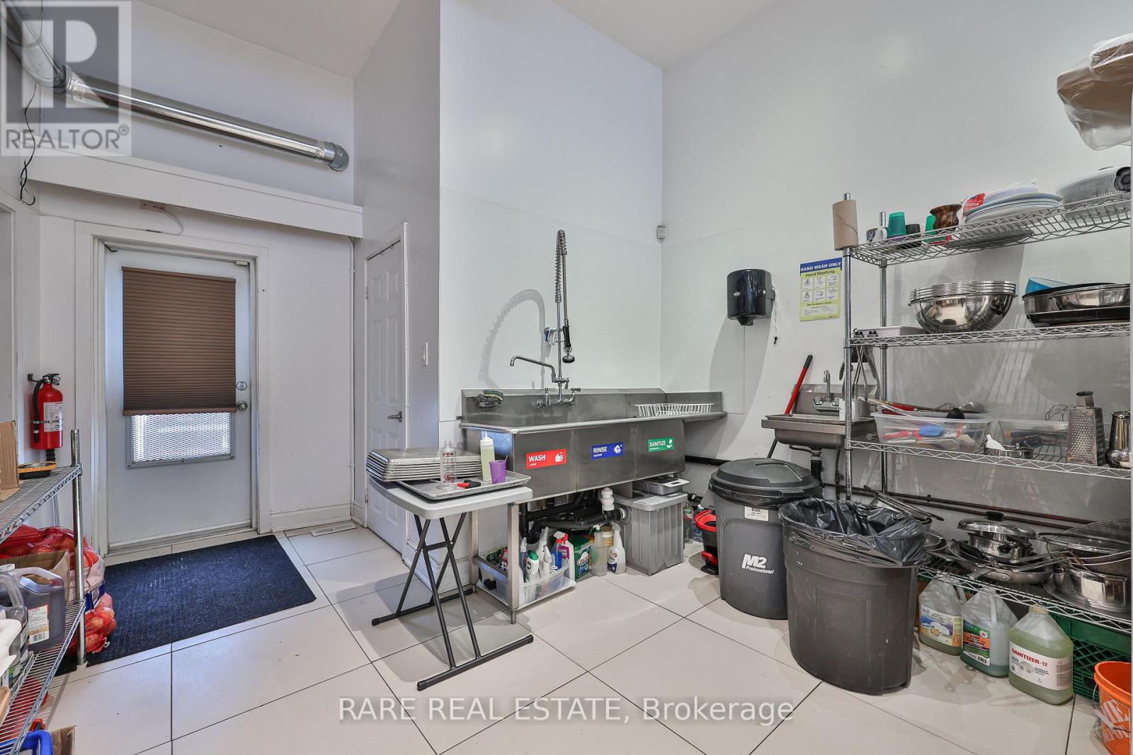 3588 Dufferin Street, Toronto, Ontario  M3K 1N1 - Photo 10 - W12896048