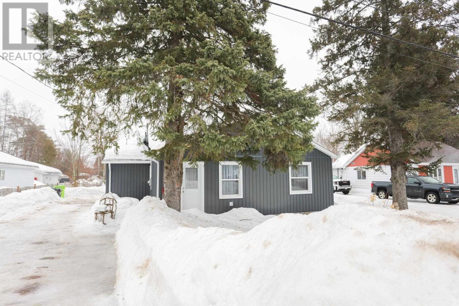 85 Glenwood AVE, sault ste. marie, Ontario