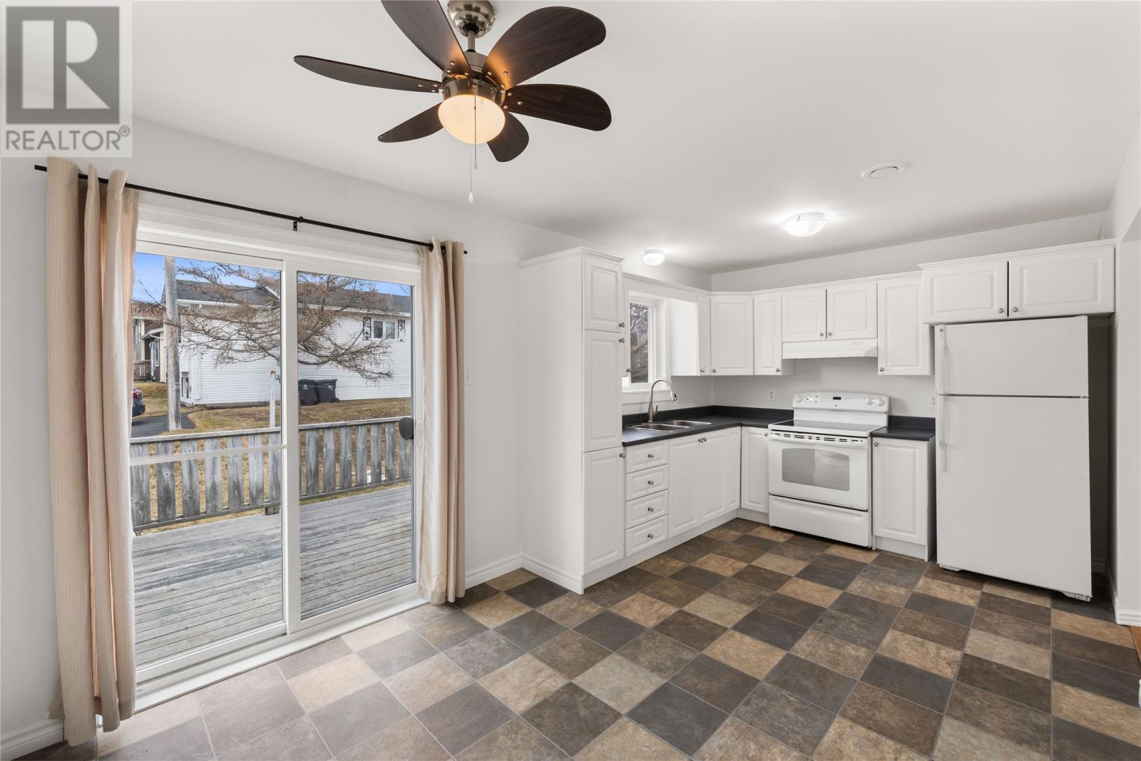 1 Windfall Crescent, Conception Bay South, Newfoundland & Labrador  A1W 4V3 - Photo 9 - 1295410