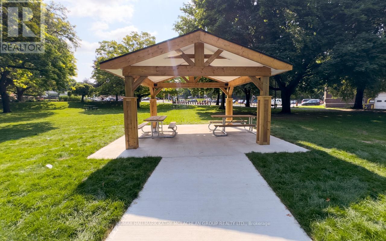 26 Belmont Street, Toronto, Ontario  M5R 1P8 - Photo 9 - C12887920