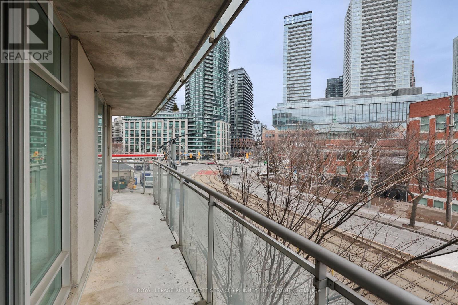 302 - 650 Queens Quay W, Toronto, Ontario  M5V 3N2 - Photo 16 - C12900550