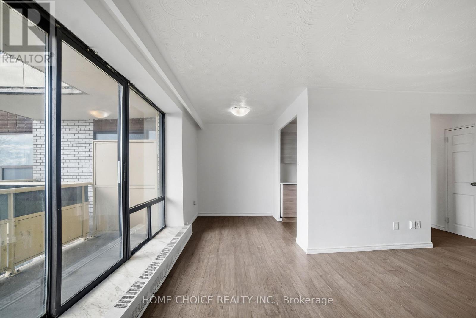 302 - 921 Midland Avenue, Toronto, Ontario  M1K 4G2 - Photo 9 - E12887768