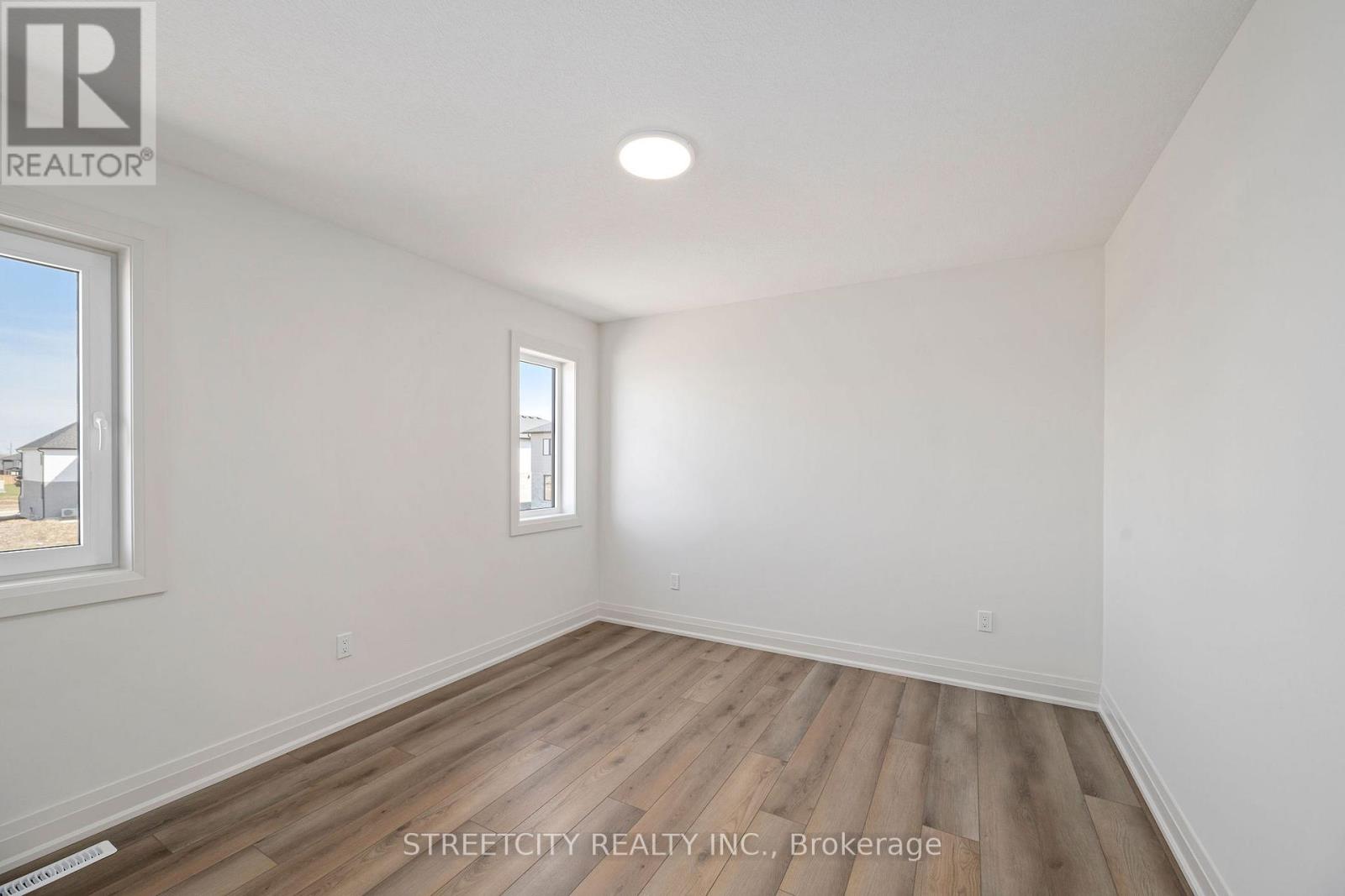 43 Lucas Road, St. Thomas, Ontario  N5R 0M2 - Photo 34 - X12899800