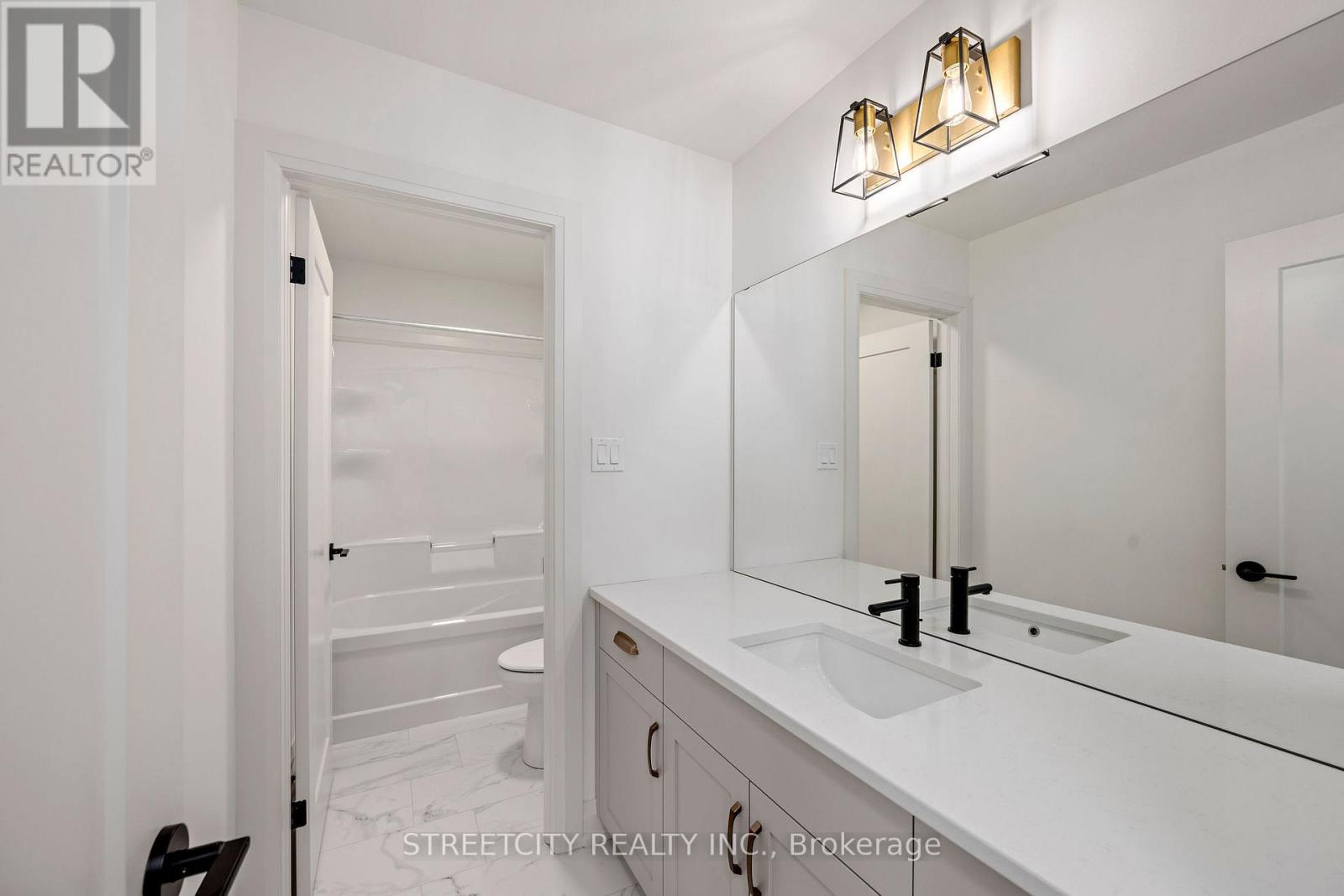 43 Lucas Road, St. Thomas, Ontario  N5R 0M2 - Photo 30 - X12899800