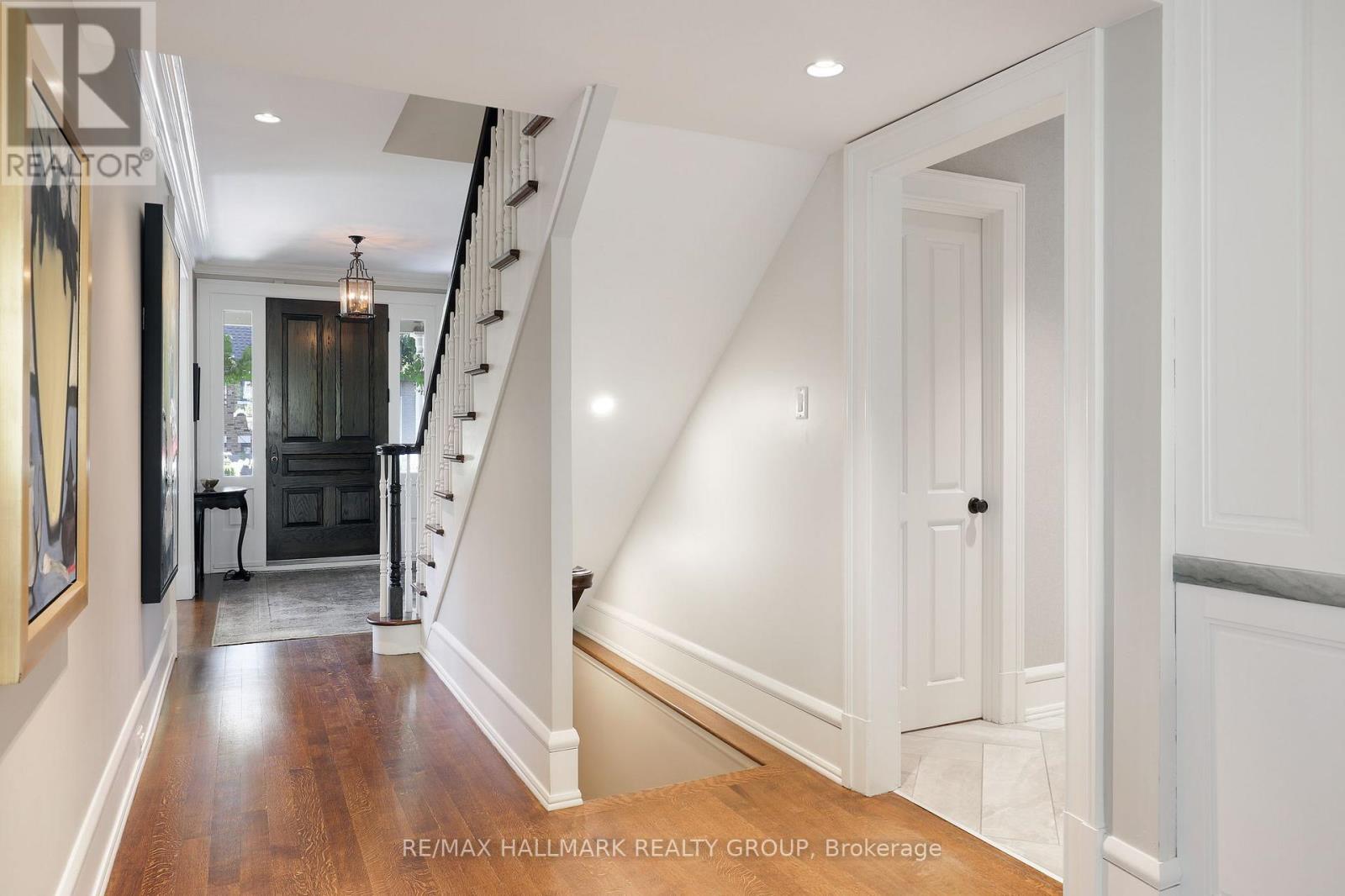 525 Piccadilly Avenue, Ottawa, Ontario  K1Y 0H7 - Photo 17 - X12824072