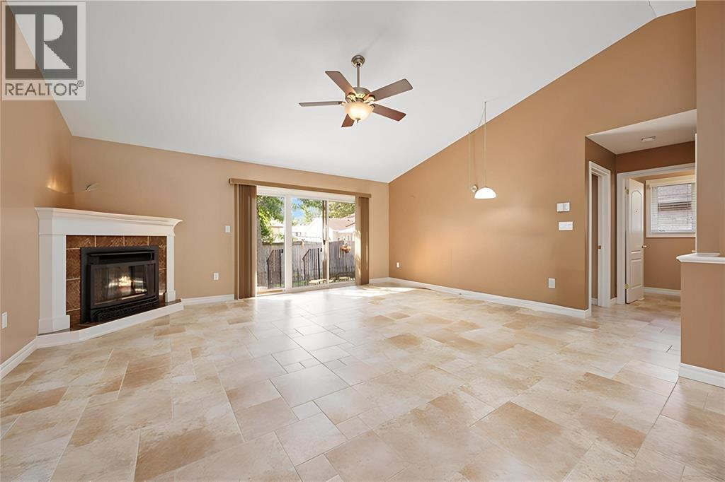 207 Cassandra Boulevard, Sarnia, Ontario  N7S 0A3 - Photo 6 - 26005790