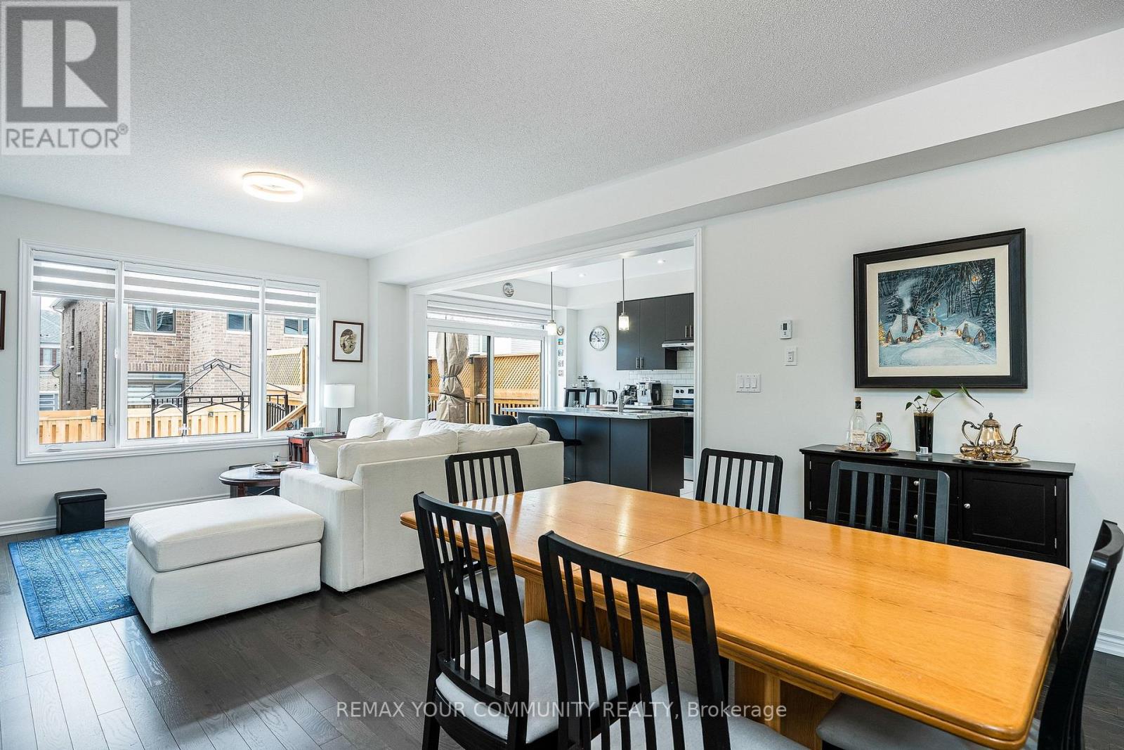 153 Terry Fox Drive, Barrie, Ontario  L9S 2Z8 - Photo 8 - S12902906