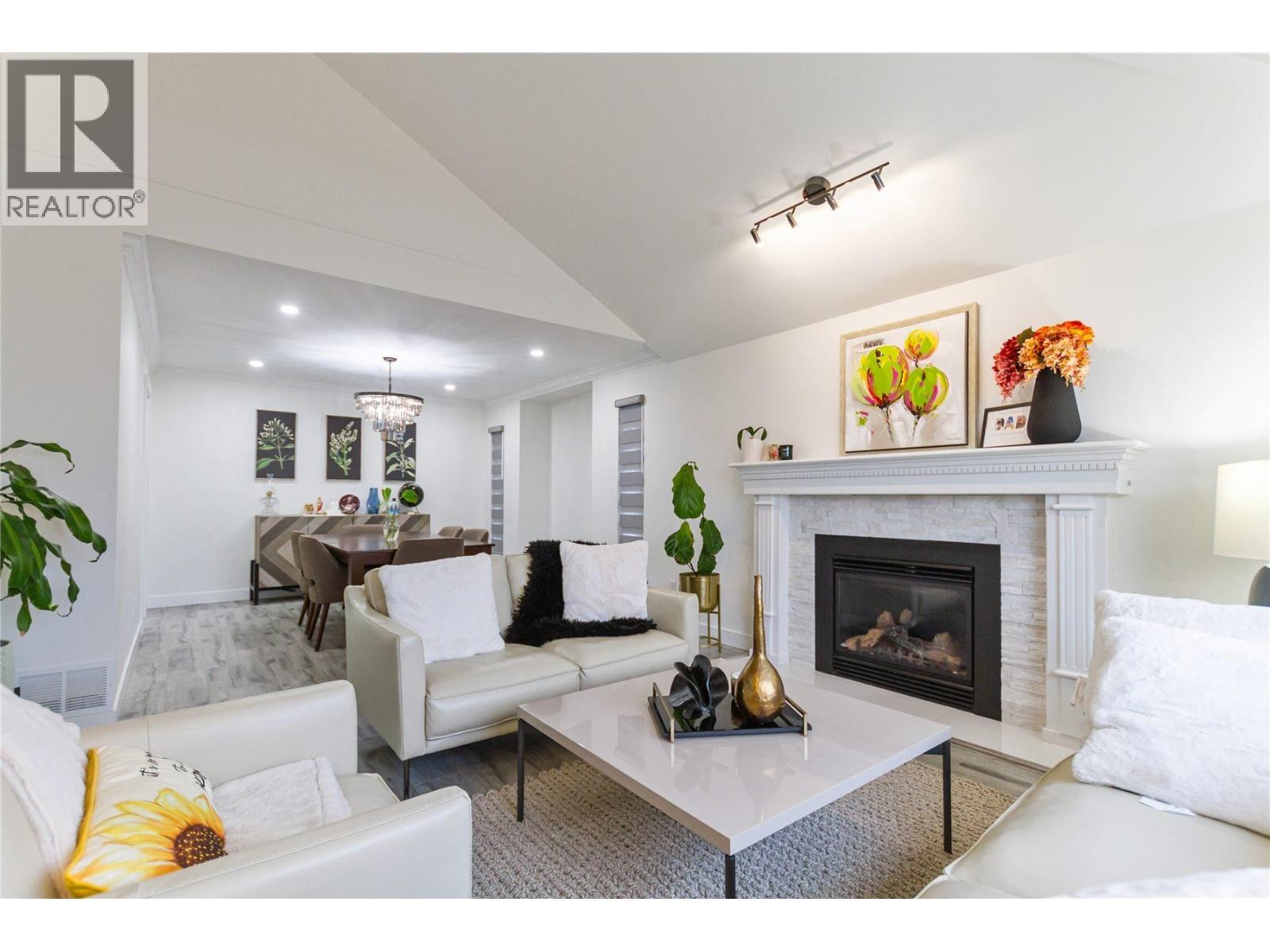 2799 Mara Drive, Coquitlam, British Columbia  V3C 5P8 - Photo 4 - R3101587