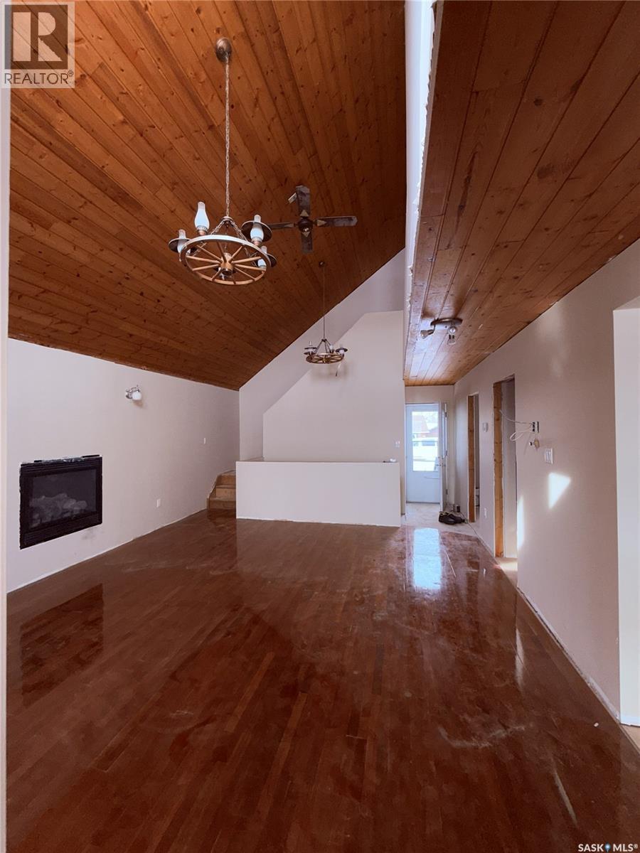 722 Aqualane Avenue, Aquadeo, Saskatchewan  S0M 1E0 - Photo 10 - SK030867