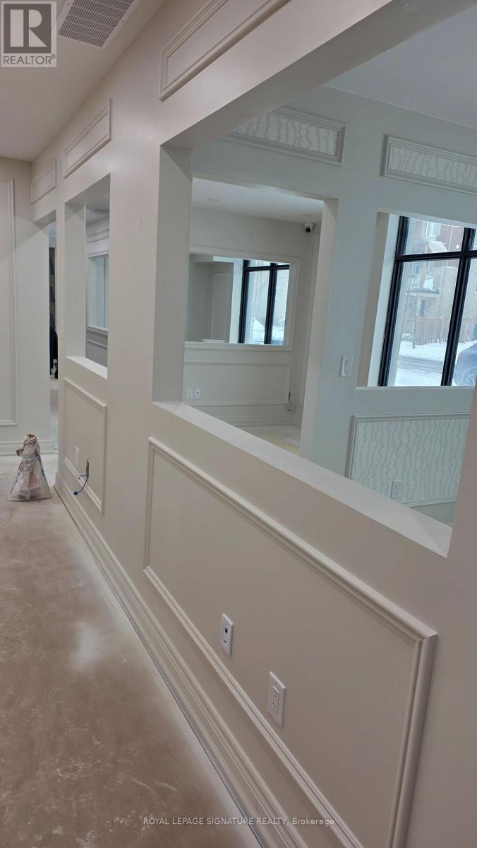 431 Dougall Avenue, Caledon, Ontario  L7C 4L5 - Photo 4 - W12647650