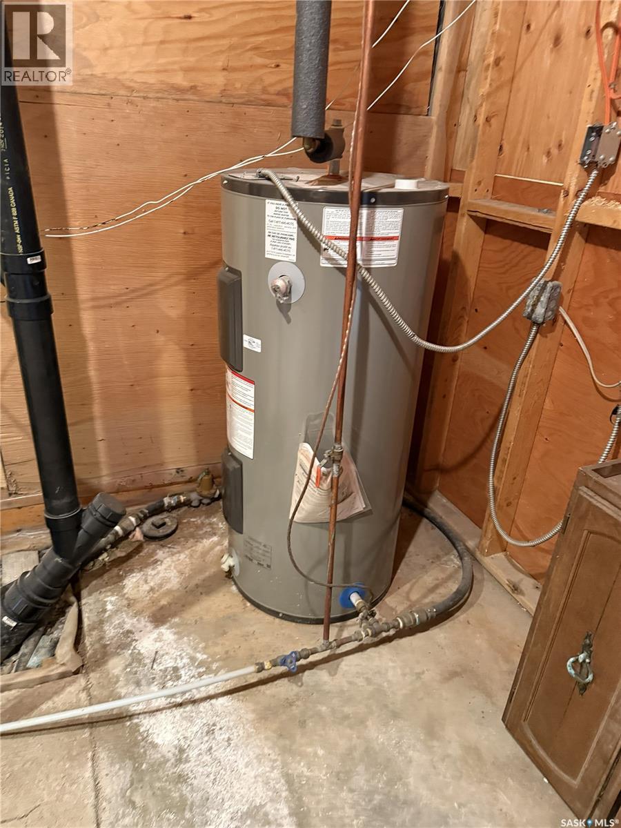 722 Aqualane Avenue, Aquadeo, Saskatchewan  S0M 1E0 - Photo 22 - SK030867