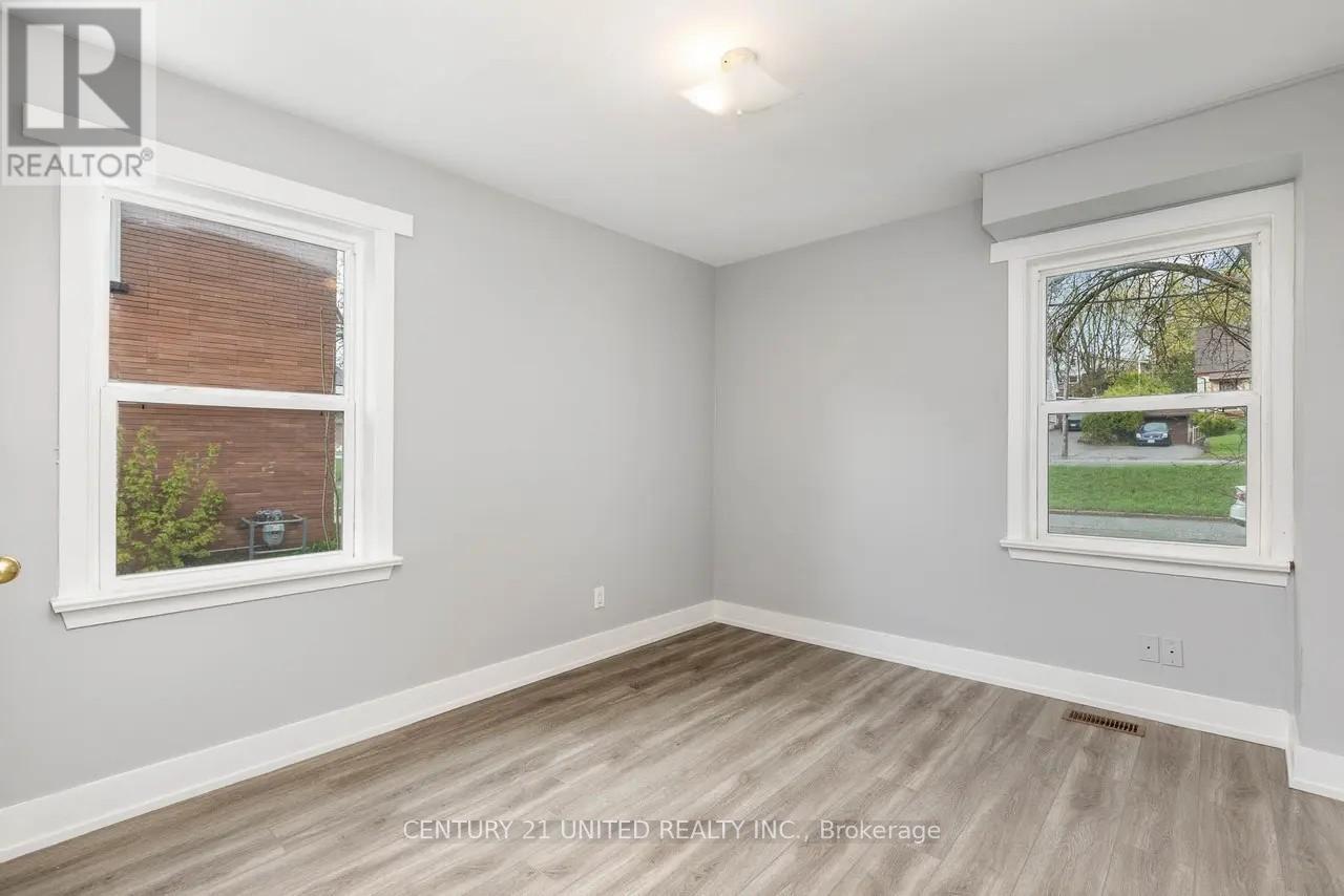 A - 1247 Clonsilla Avenue, Peterborough, Ontario  K9J 5Z1 - Photo 10 - X12902978