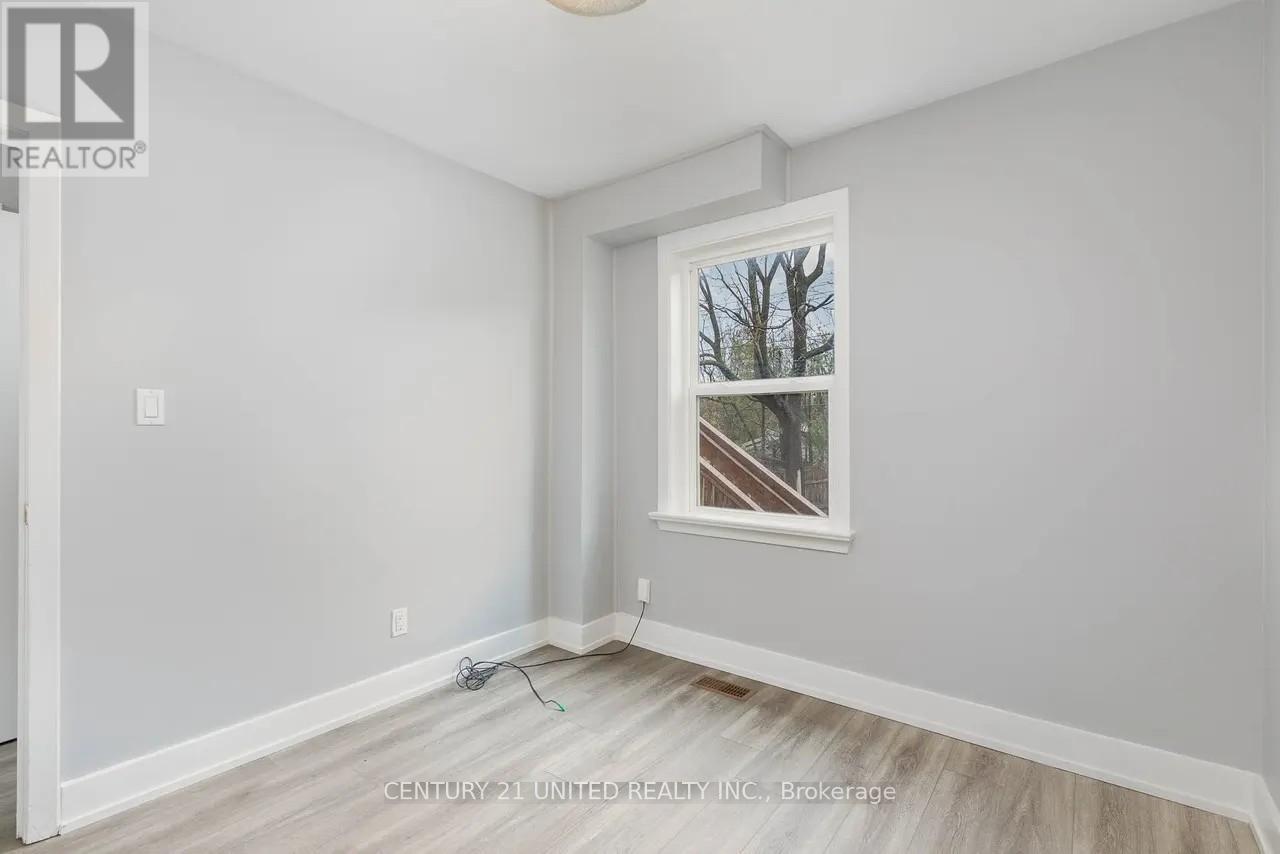 A - 1247 Clonsilla Avenue, Peterborough, Ontario  K9J 5Z1 - Photo 11 - X12902978