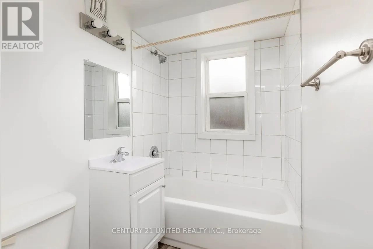 A - 1247 Clonsilla Avenue, Peterborough, Ontario  K9J 5Z1 - Photo 6 - X12902978