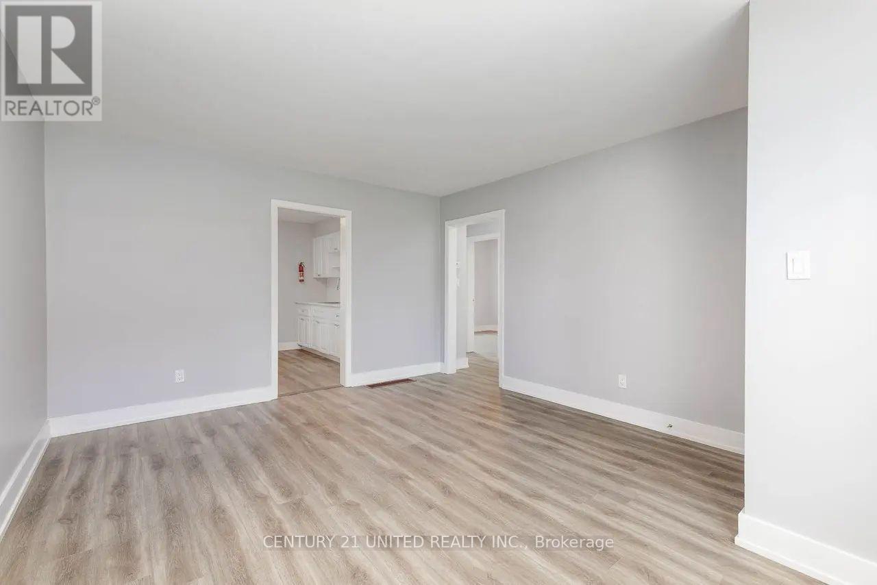 A - 1247 Clonsilla Avenue, Peterborough, Ontario  K9J 5Z1 - Photo 7 - X12902978