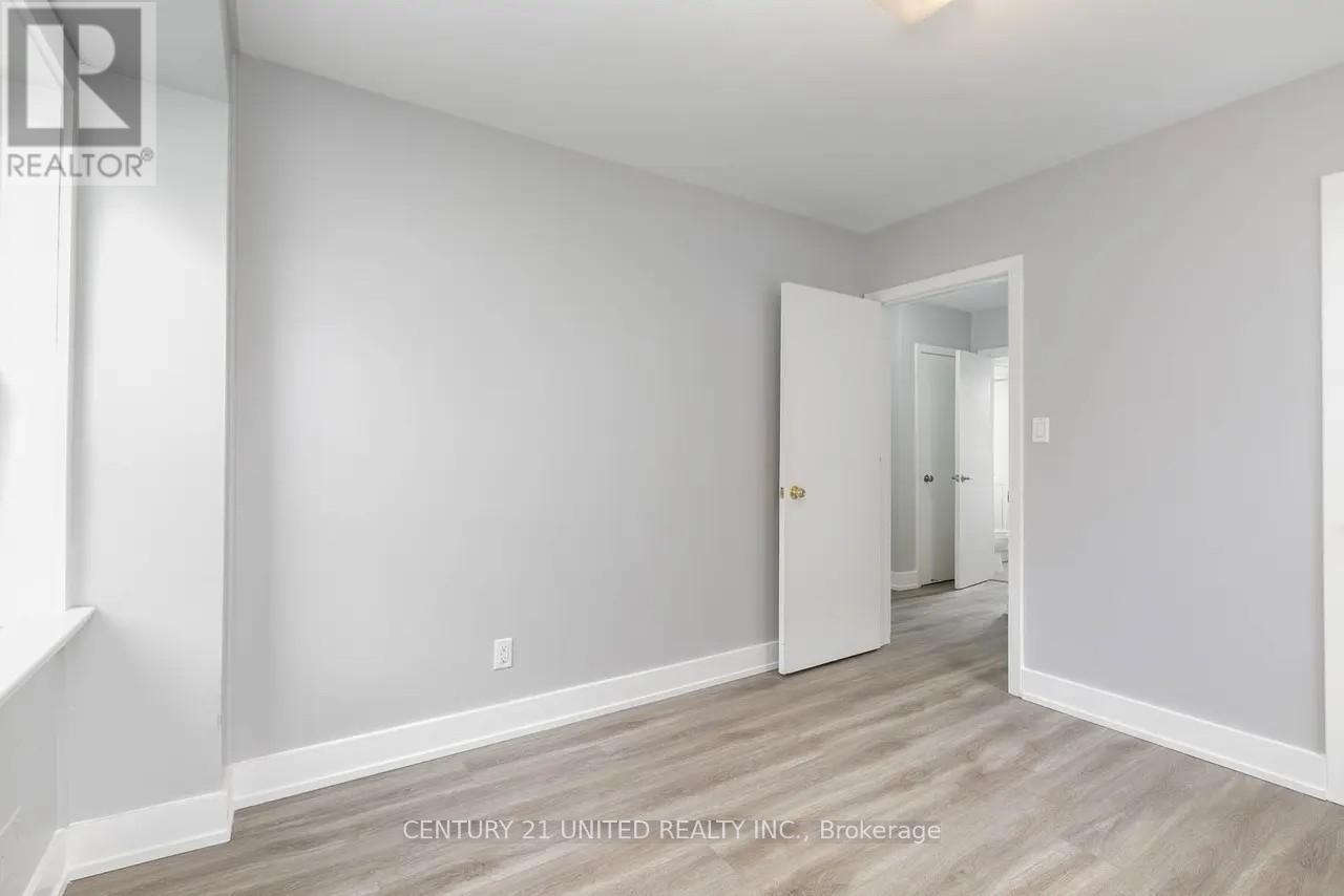 A - 1247 Clonsilla Avenue, Peterborough, Ontario  K9J 5Z1 - Photo 9 - X12902978