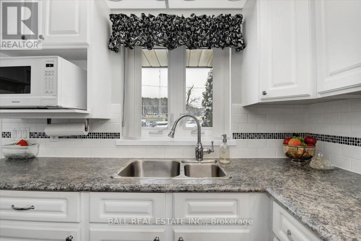 103 - 16 Alice Street, Bancroft, Ontario  K0L 1C0 - Photo 4 - X12903014