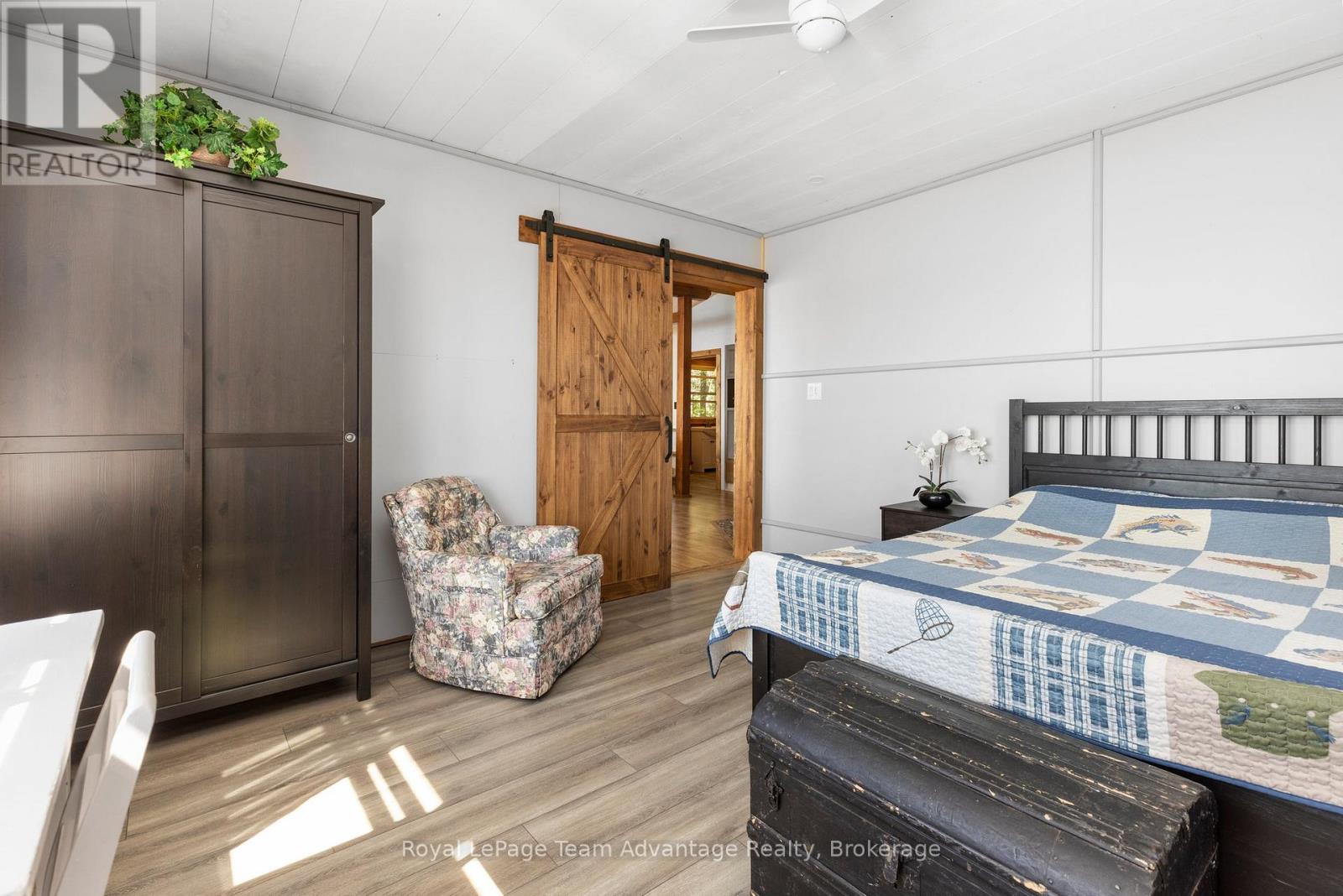 36 15c Island, Carling, Ontario  P0G 1G0 - Photo 14 - X12903052