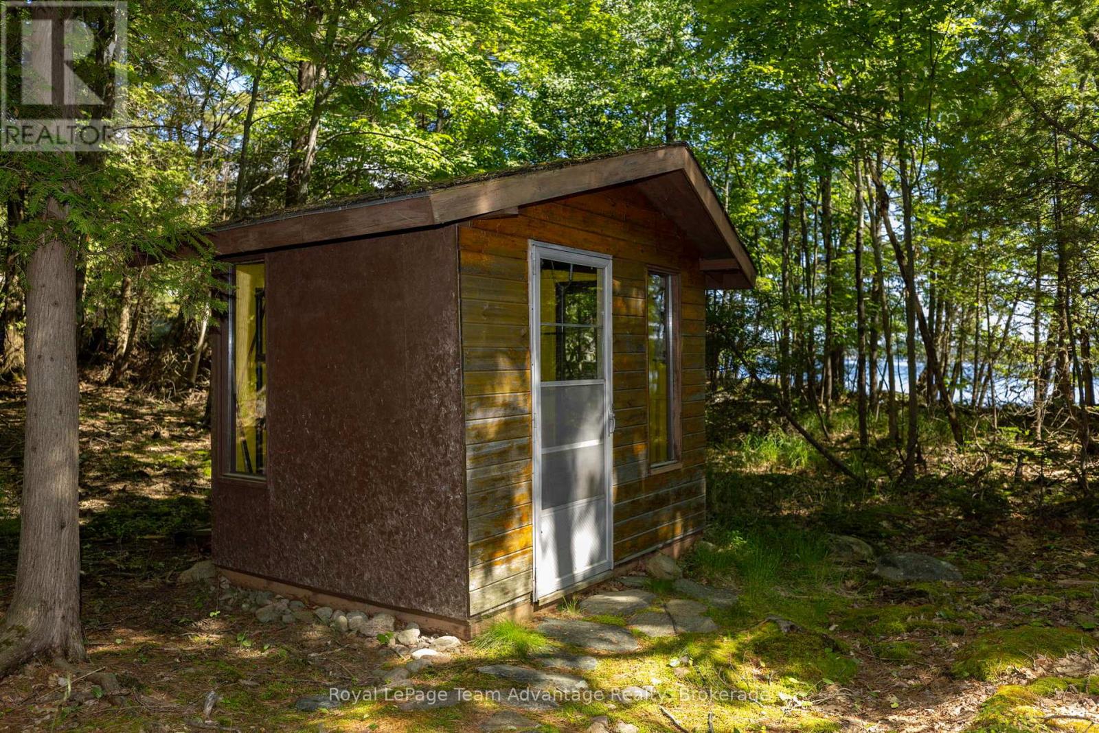 36 15c Island, Carling, Ontario  P0G 1G0 - Photo 30 - X12903052