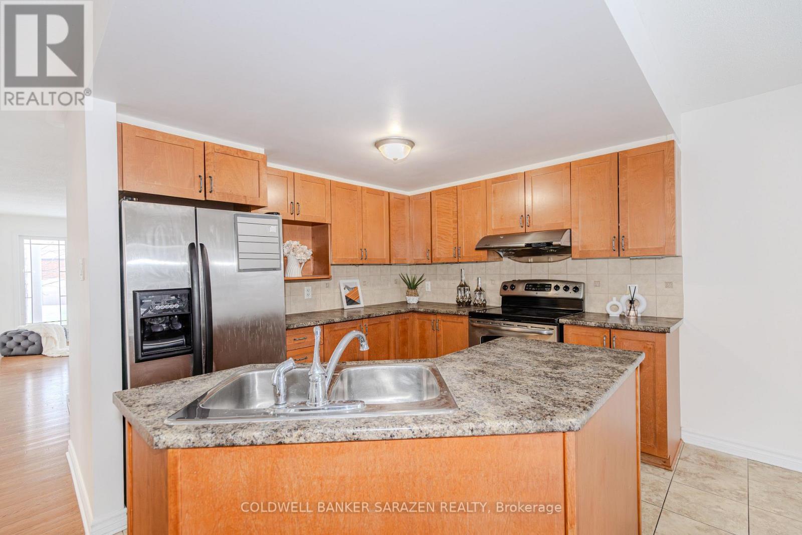 852 Taradale Drive, Ottawa, Ontario  K2J 5P3 - Photo 13 - X12903016