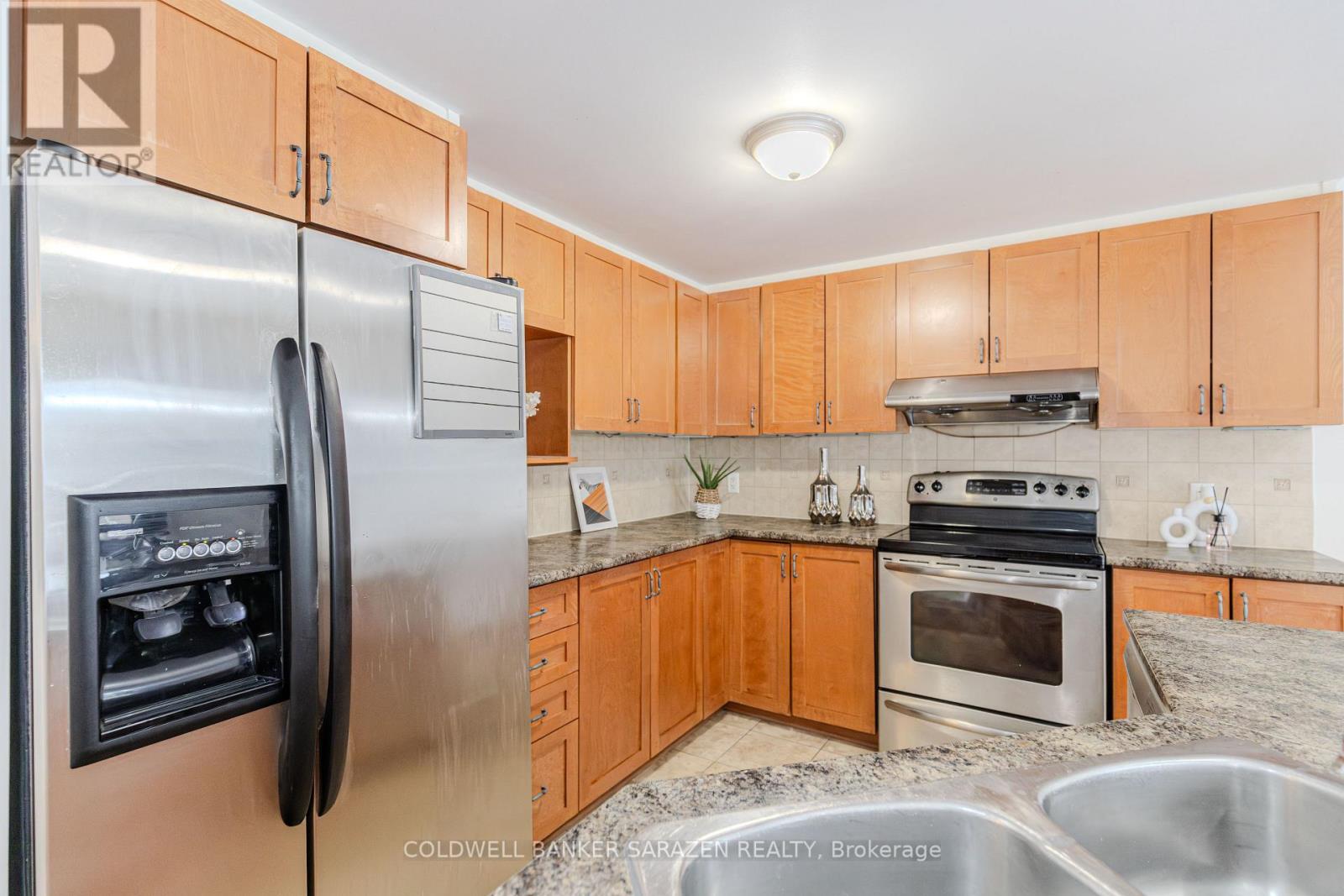 852 Taradale Drive, Ottawa, Ontario  K2J 5P3 - Photo 17 - X12903016